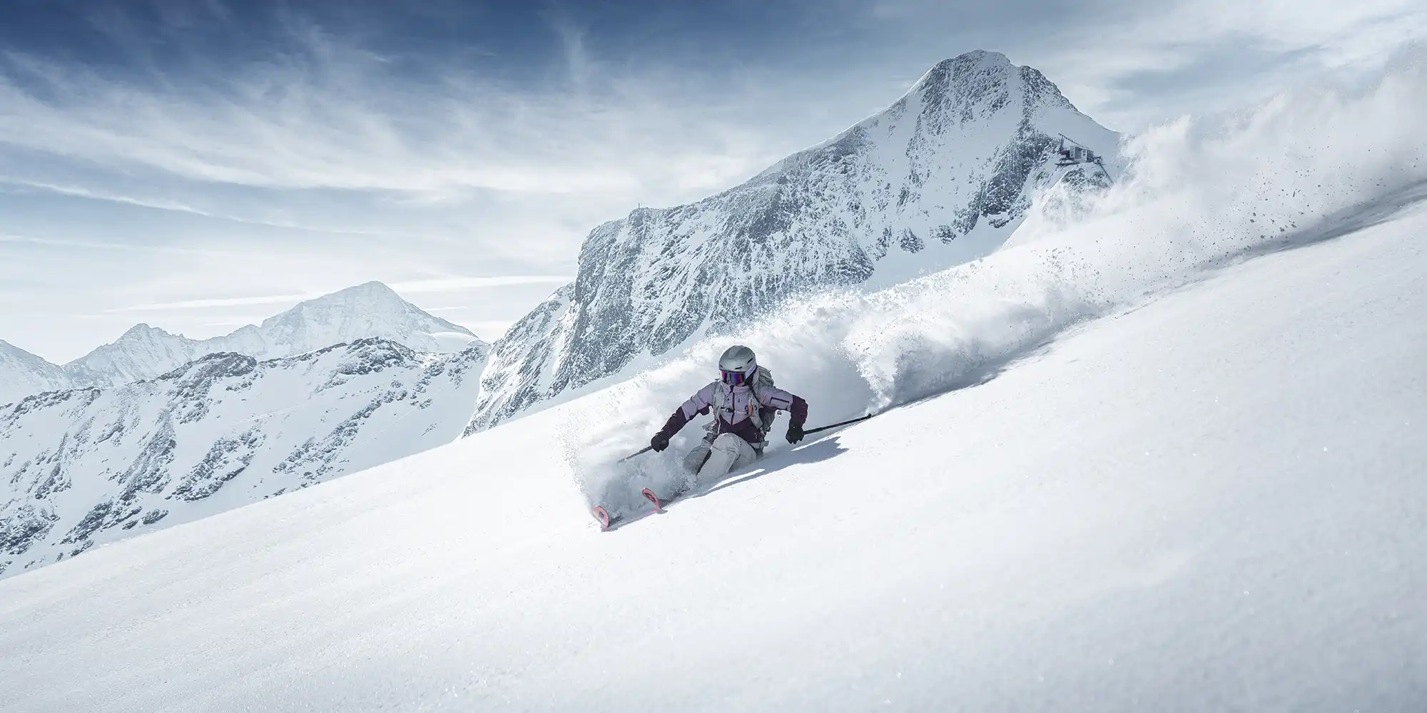 Die Freerider zieht es bereits im Frühwinter hinauf auf den Gletscher nach Kaprun.